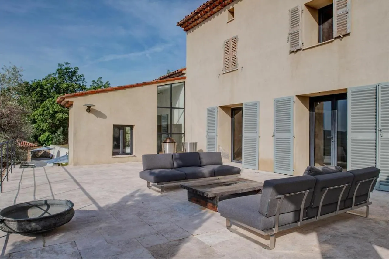 Le Grand Pavillon Villa Tourrettes 0*,  France